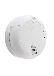 It's also hardwired with a battery backup so you don't have to worry about power failure. White First Alert 7010bff 12 Smoke Detectors Smoke Detectors Fire Alarms Fire Safety