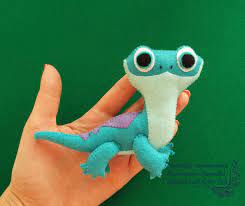 Bruni Frozen 2 Fire Salamander Lizard Elsa Frozen Lizard Disney Diy