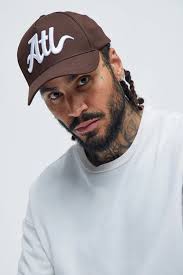 Shop AL KASER ZIMAYA in Ibarra, Ecuador for Exclusive Styles en Ibarra