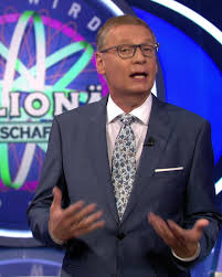 In diesem spiel musst du 15 herausfordernde fragen des allgemeinwissens beantworten, um die million zu gewinnen und milliardär zu werden. Tvnow Dfb Spieler Bei Wer Wird Millionar Facebook