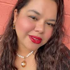 La ultramaratonista Luz Elena Sequeira, conocida como la “Nica de Hierro”,  fue encontrada sin vida en su apartamento en San Joaquín de Heredia, Costa  Rica. Tenía 38 años y aunque nació en