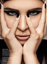 Laura Rees (loveandfear)