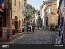 Soyez aux aguets du moindre évènement, de la moindre actualité, trouvez l'ensemble des informations de votre commune sur son site internet. St Emilion France Image Photo Free Trial Bigstock