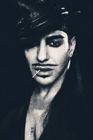 GISELE A L L I A N O C H R I S T I A N D I O R S/s 2003