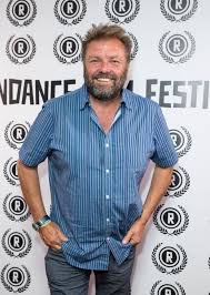 Property developers martin roberts and lucy alexander accompany prospective buyers, along with inquisitive viewers, to auctions where properties are s… Homes Under The Hammer Star Martin Roberts Banned From Driving After Failing To Give Breath Test Somerset Live