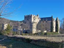 Exploring the medieval streets and on the eternal quest for playing in water. Datei Allemagne Chateau 2 Jpg Wikipedia