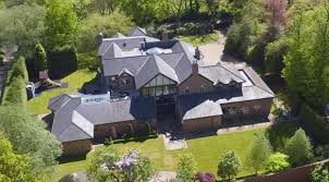 This manchester united live stream is available on all mobile devices, tablet, smart tv, pc or mac. Guess Which Footballers Live In These Luxurious Houses Featuring Pools A Nightclub And A Helipad The Us Sun