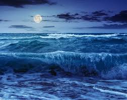 The Moon S Gravity Does Not Fully Explain How Ocean Tides Work Ocean At Night Sea Waves Beach At Night