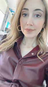 Afinal o que é o Sarampo e porque é que faz parte do plano nacional de  vacinação?!, 👉🏻 É um vírus altamente contagioso;, 👉🏻 Transmite-se por  gotículas respiratórias, secreções e superfícies infetadas ...