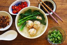 Rice Vermicelli Soup With Shrimp Balls Rezepte Reis Vermicelli Suppenrezepte