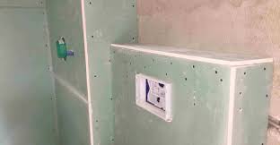 Wenn sie fliesen auf rigips kleben wollen, verhält sich dies nicht anders, als bei anderen saugenden untergründen auch. Rigipsplatten Feuchtraum Gipskartonplatten Fur Bad Kuche