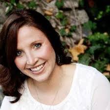 Ginger Cunningham's Instagram, Twitter & Facebook