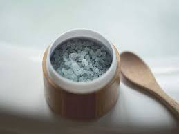 An epsom salt bath is a detoxifying bath. Epsom Salt Bath Uses Benefits And Risks
