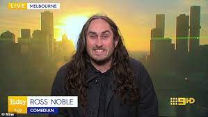 Twelve celebrities battle it out to be australia's first ever celebrity apprentice. L1p7s8tqgyqs4m