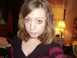 Amy Leonard's Instagram, Twitter & Facebook