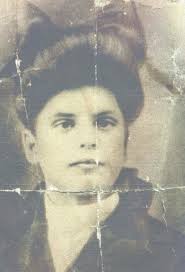 I am looking for someone that knew Jules Bourgeois born in 1878 passed away  in 1946 was married to Rosanna Quesnelle born in penatang and they had 3  children I am interested