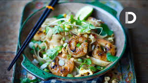 Gordon ramsay's attempt at pad thai was ripped apart by another chef, and the viral video is making the internet so happy today. How To Make A Simple Pad Thai Youtube