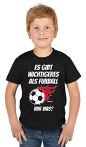 Lustiges Kinder Fussball Fan Jungen Jungs Shirt Es Gibt Wichtigeres Als Fussball Nur Was Fanartikel Bew Lustige T Shirt Spruche Lustige Kinder Coole Shirts