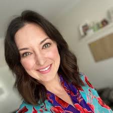 Sara Bremer (@sarajbremer)