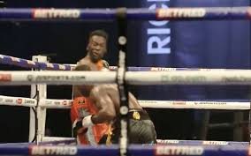 Jorge linares  report  jun. Video Buatsi Stops Dos Santos With Devastating Right Hand