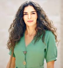 Ebru Sahin Como Reyyan Aslanbey En Hercai Episodio 19 Romantik Sozler