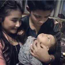 Video ini membuat aktris prilly latuconsina menyayangkan hal tersebut. Prilly Latuconsina On Twitter Newpost Dede Maliq Ig Cieehappyfamily Aliando26 Alysyarief Prillybie Bestcouplealiandoprilly Http T Co Mh9bldjosp
