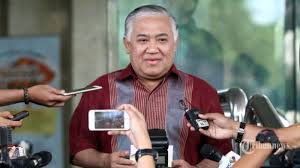 Awal tahun 2021 menjadi lembaran baru kehidupan untuk din syamsuddin. Sosok Istri Baru Din Syamsuddin Namanya Dr Rashda Diana Cucu Pendiri Pondok Pesantren Gontor Tribun Medan