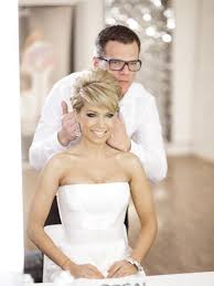 Damian wird in zukunft bei seinem vater rafael van der vaart in dänemark wohnen. Sylvie Van Der Vaart So Stylish Sind Ihre Frisuren Hochzeit Frisuren Kurz Frisuren Kurze Haare Mit Stufen