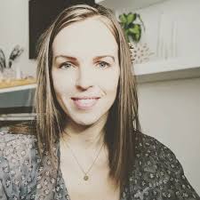 Should I pick green peppers and will they turn red?