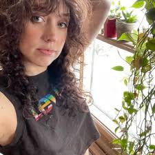 Kimberly Hetelle (@whosthatkimb)