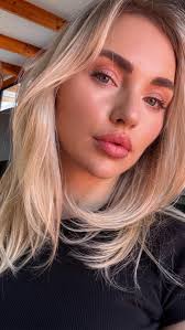 Don’t lose your childish enthusiasm 🧚🏼 protect your creativity 🧠❤️ new  ep. now live comment PODCAST for the link to my latest episode and  reconnect to what it’s all for in 2025 🫶🏼