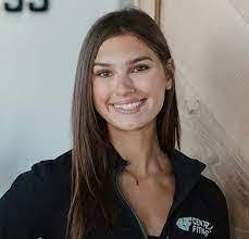 Julie Achenbach's Instagram, Twitter & Facebook