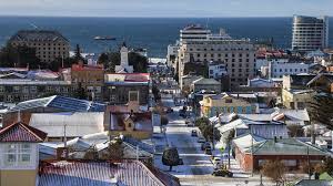 Las autoridades explicaron que cada comuna avanza o retrocede en el plan en base a criterios. Punta Arenas Y Ocho Comunas Mas Salen De Cuarentena Mientras Colina Y Otras Siete Retroceden A Fase 1 Emol Com