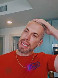 Christopher Macken Husband or Boyfriend