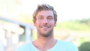 Being Sally Cartwright by Mario Borazio