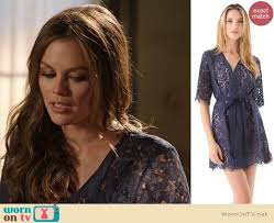 Zoe S Black Lace Bra And Lace Robe On Hart Of Dixie Season 2 Rachel Bilson Style Rachel Bilson Black Lace Bra