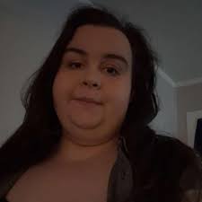 Hello I'm looking for some advice, I have a lot of clothes to get rid of.  What's the best option marketplace, Plato's and uptown cheapskate, or  whatnot or something like that? Thanks