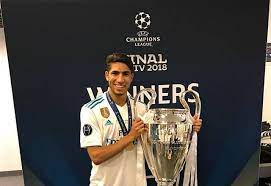 El defensa del real madrid achraf hakimi, cedido las dos últimas temporadas en el borussia dortmund, fue traspasado al inter de milán. Achraf Hakimi Becomes First Moroccan Footballer To Win Champions League