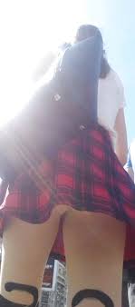 Cazador de nalguitas: Nalgona + Colegiala (Uppi) - Poringa!