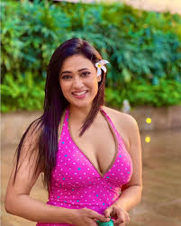 Shweta Tiwari Is Too Hot To Handle In Cleavage Baring Pink  Swimsuitsexiezpix Web Porn