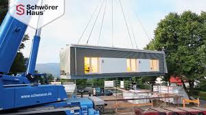 Damit sie sonst keine überraschenden kosten treffen, sollten sie, und auch das ist unabhängig von allkaufhaus, sondern zählt für jeden fertighausanbieter, erst das grundstück kaufen, dann ein bodengutachten machen lassen. Dachaufstockung Flachdach Aufbau Kosten Flyingspaces Von Schworerhaus Youtube