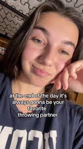 Lola Kendall's Instagram, Twitter & Facebook