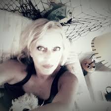 Should I start reading the Lord of the Rings books?