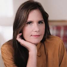 Deena Cooper (@deenaspeaksdog) • Instagram photos and videos