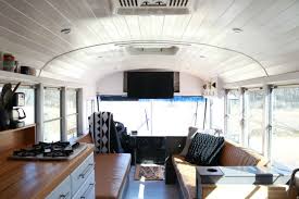 Family Of Five Moves From A 2 100 Square Foot House To A Beautifully Renovated School Bus Maison A Table Bus