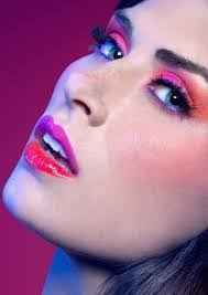 Candace Perry's Instagram, Twitter & Facebook