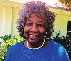 Demps: Born to teach