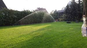 Smarte bewässerungssysteme helfen dir bei der optimalen wasserversorgung. Rasen Automatisch Beregnen Gartenpflege Gartengestaltung Rollrasen Von Greenfairway E K