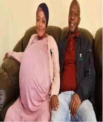 A south african woman has given birth to 10 babies, breaking the world record held by malian woman halima cisse who gave birth to nine children in morocco in may. Yzugzcqcqoluzm
