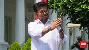 Syahrul yasin limpo is an indonesian politician, who has served as minister of agriculture in joko widodo's onward cabinet since 23 october 2019. Syahrul Yasin Limpo Merapat Ke Istana Setelah Sri Mulyani